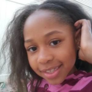 Meet your Posher, Marie farah